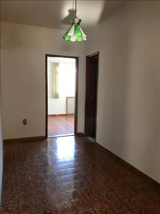 Casa para venda e aluguel em Montese
