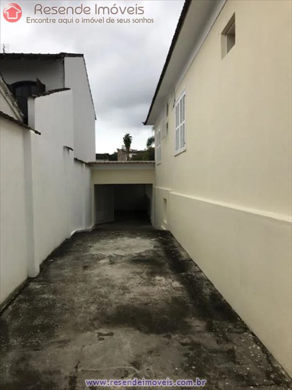 Foto 3 de 26 - Casa para aluguel em Vila Adelaide