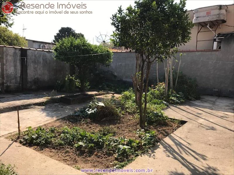 Foto 1 de 16 - Casa para venda em Vila Santa Cecília