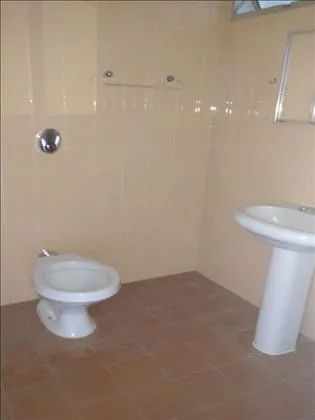 Apartamento para aluguel em Comercial