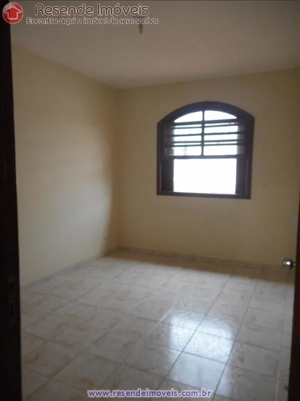 Foto 3 de 9 - Casa para aluguel em Jardim Tropical