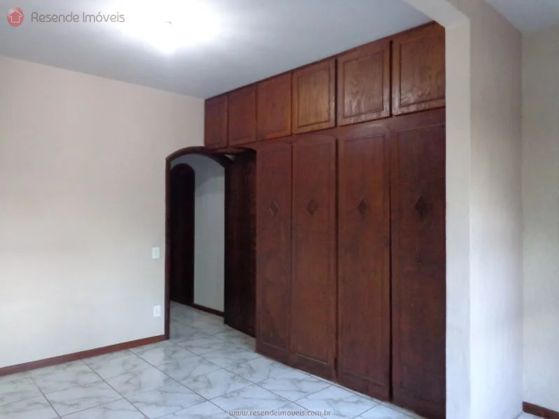 Foto 31 de 44 - Casa para venda em Jardim Brasília II