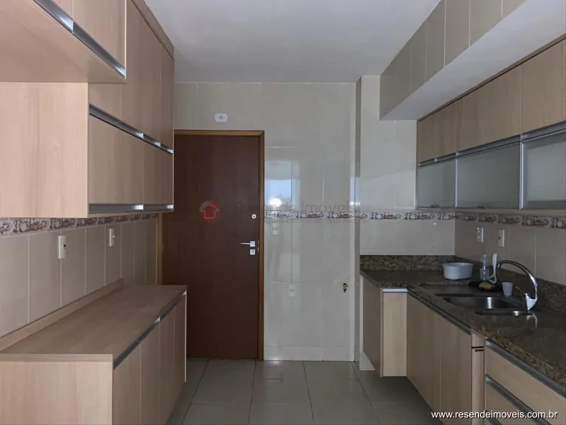 Foto 3 de 23 - Apartamento para aluguel em Morada do Castelo