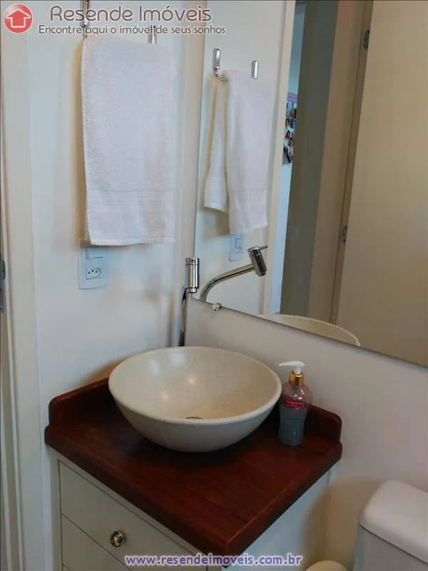 Foto 2 de 19 - Apartamento para venda em Cabral