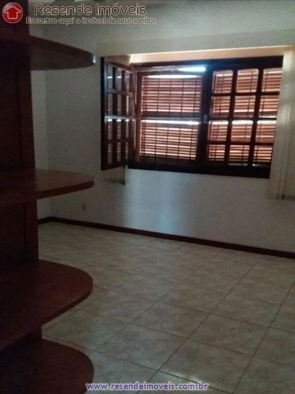 Foto 2 de 16 - Casa para aluguel em Montese