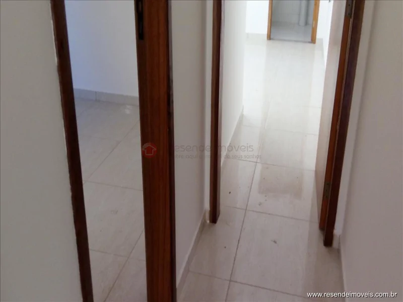 Foto 11 de 17 - Casa para venda em Morada da Montanha