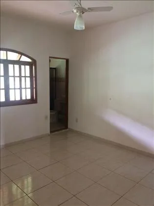 Casa para venda e aluguel em Paraíso