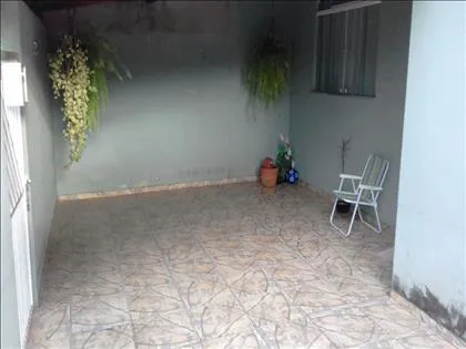 Casa para aluguel em Jardim do Sol