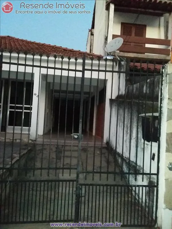 Foto 1 de 8 - Casa para aluguel em Jardim Tropical