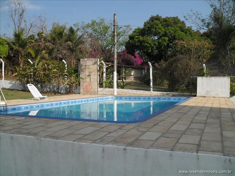 Foto 1 de 16 - Casa em condomínio para venda em Casa da Lua