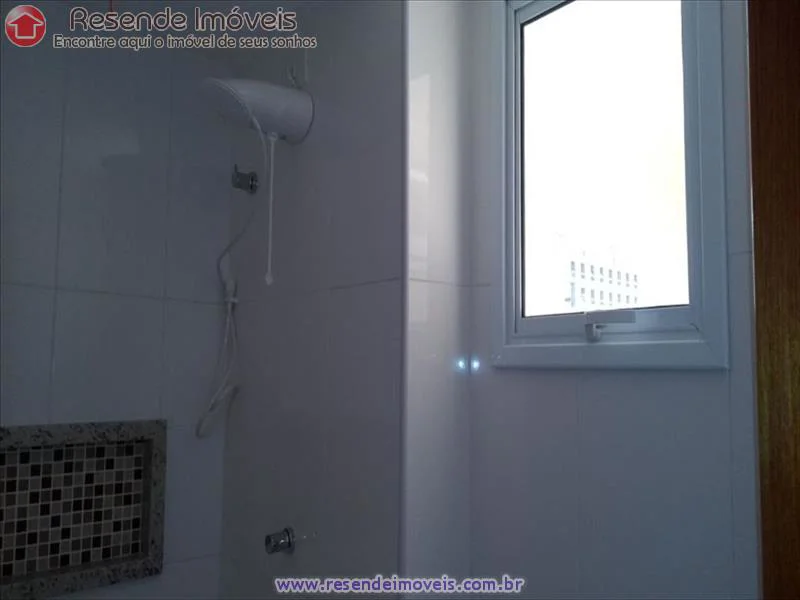 Foto 3 de 12 - Flat para venda e aluguel em Jardim Tropical