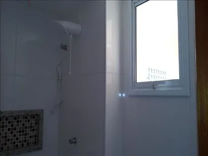 Flat para venda e aluguel em Jardim Tropical