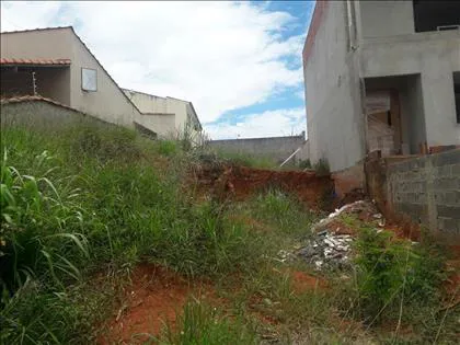 Terreno para venda em Monet