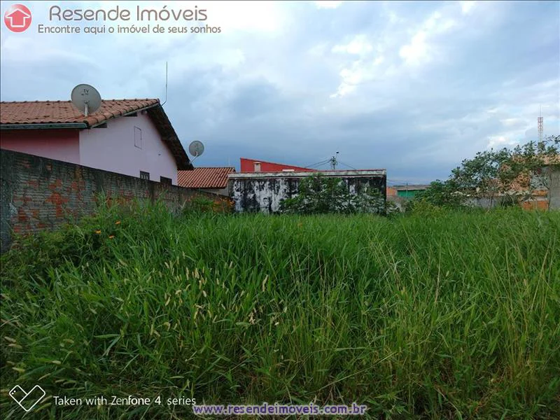 Foto 1 de 3 - Terreno para venda em Jardim Aliança II