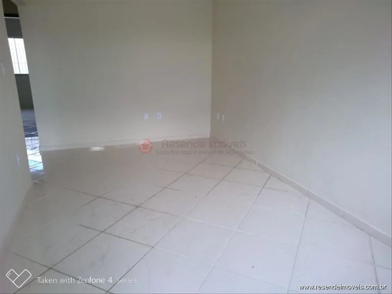 Foto 2 de 9 - Casa para venda em Jardim Aliança II