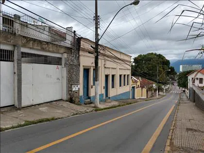 Casa para aluguel em Centro
