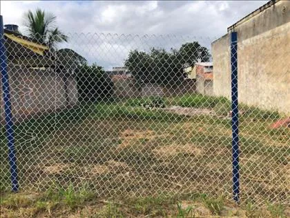 Terreno para venda em Parque Embaixador