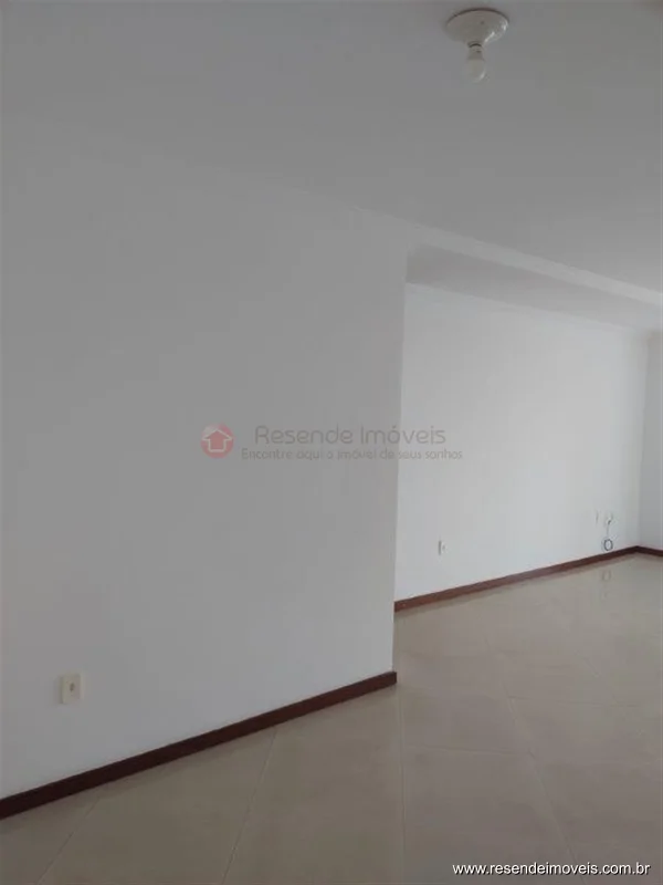 Foto 2 de 17 - Apartamento para aluguel em Morada do Castelo