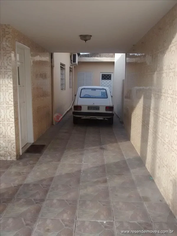 Foto 8 de 9 - Casa para venda em Vila Santa Cecília