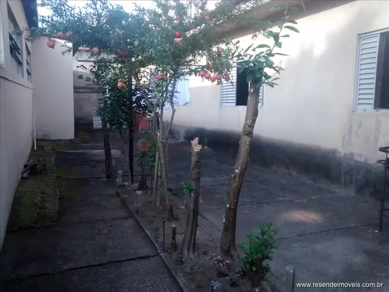 Foto 4 de 9 - Casa para venda em Vila Santa Cecília