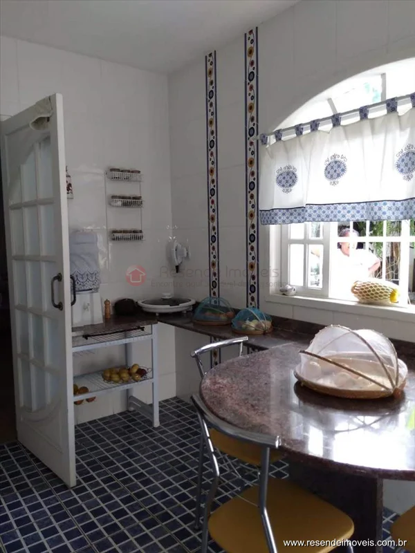 Foto 10 de 37 - Casa para venda em Montese