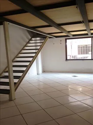 Loja para aluguel em Manejo