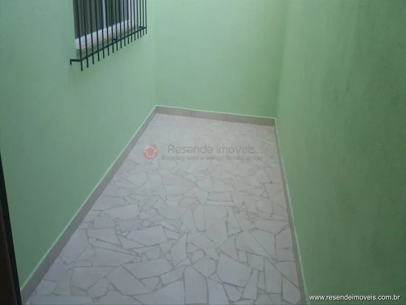 Foto 12 de 14 - Casa para aluguel em Vila Santa Cecília