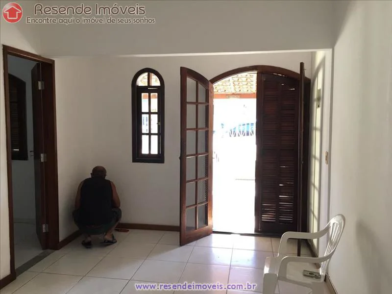 Foto 1 de 6 - Casa para aluguel em Parque Embaixador