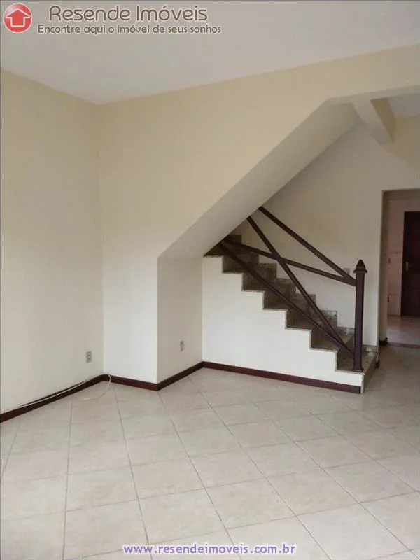 Foto 2 de 8 - Casa para aluguel em Morada do Castelo