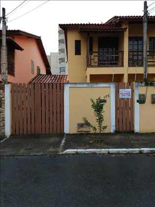 Casa para aluguel em Morada do Castelo