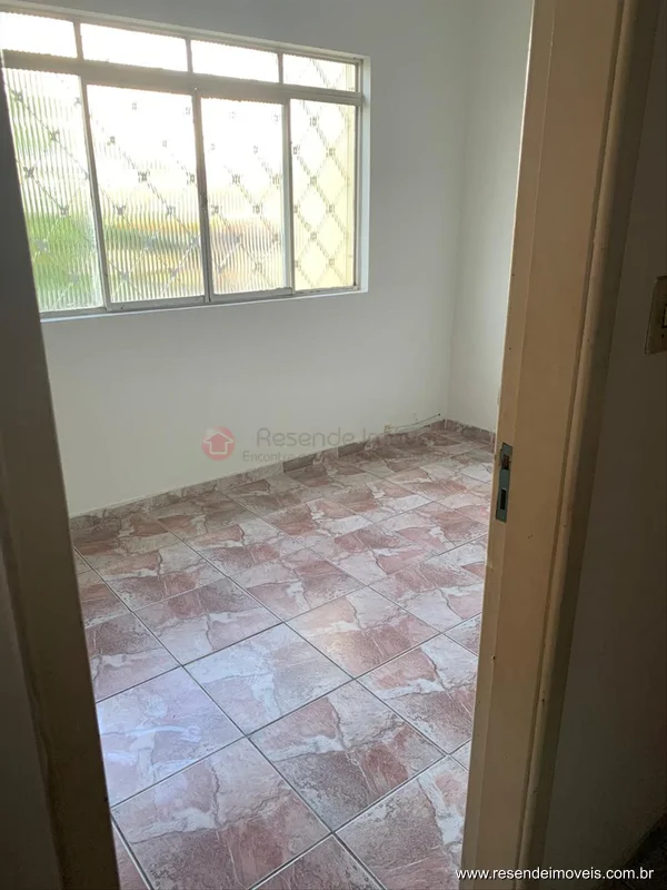 Foto 10 de 14 - Casa para aluguel em Vila Santa Cecília