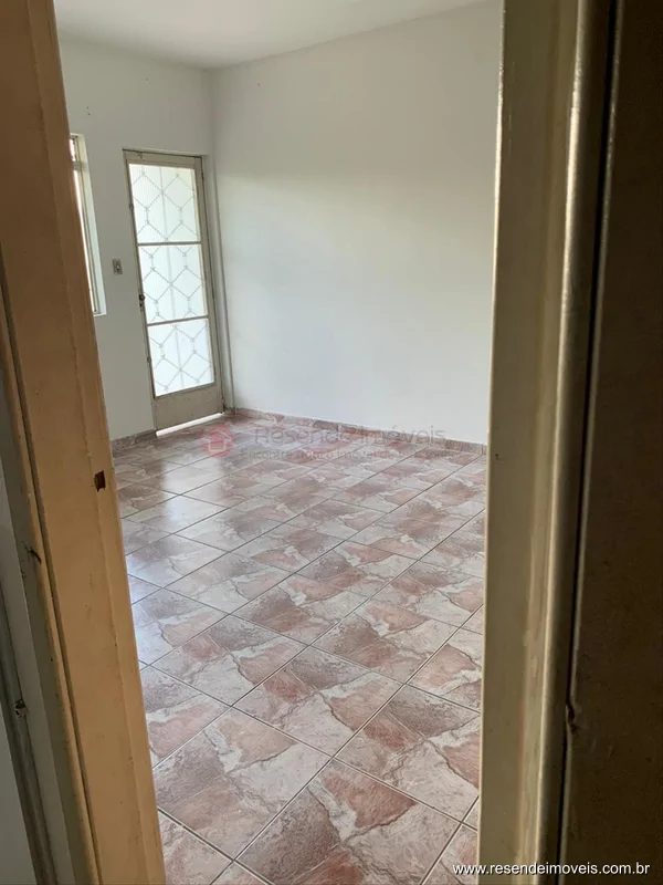 Foto 7 de 14 - Casa para aluguel em Vila Santa Cecília