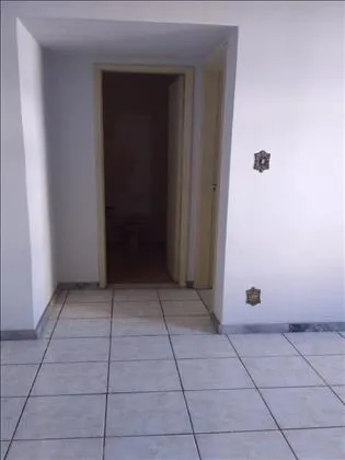 Apartamento para aluguel em Comercial