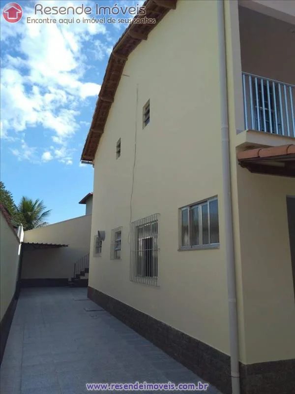 Foto 1 de 21 - Casa para aluguel em Vila Adelaide