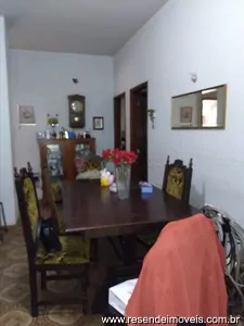 Casa para venda em Jardim Tropical