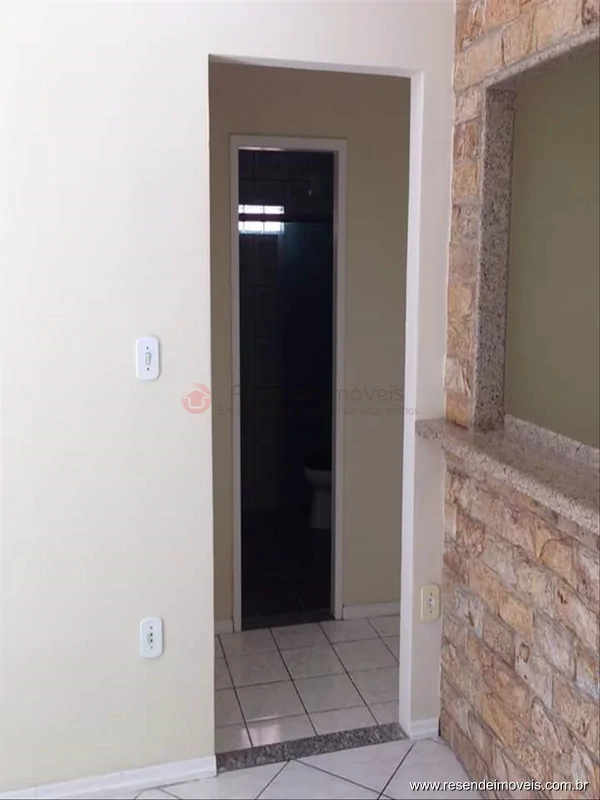 Foto 2 de 23 - Casa para venda em Monet