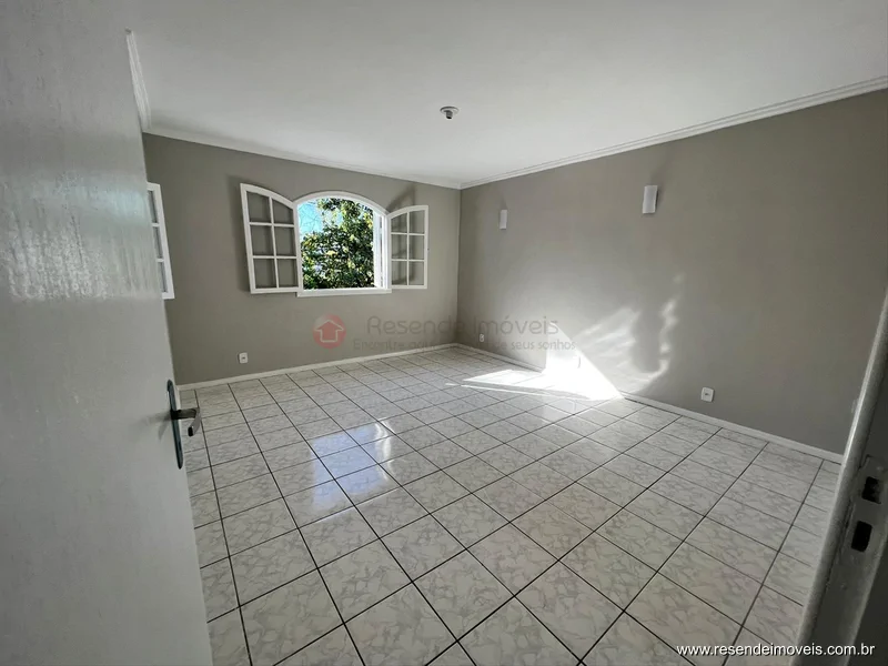 Foto 13 de 23 - Casa para venda em Monet