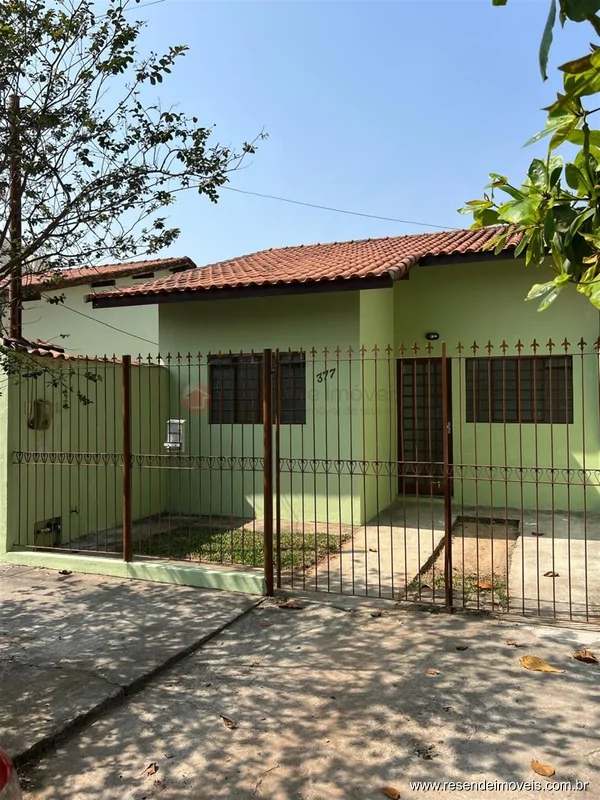 Foto 1 de 8 - Casa para aluguel em Vila Julieta