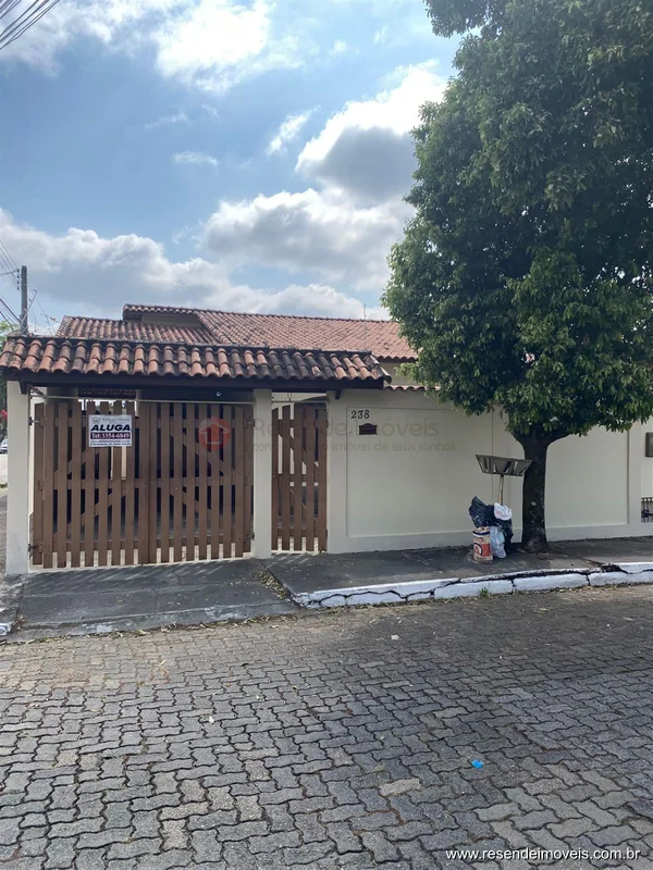 Foto 1 de 17 - Casa para aluguel em Santa Isabel