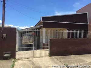 Casa para aluguel em Vila Julieta