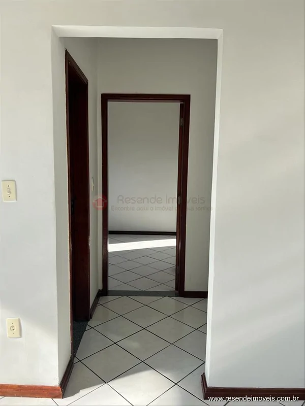 Foto 6 de 9 - Apartamento para aluguel em Vila Santa Cecília
