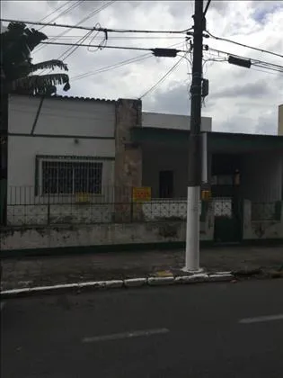 Casa para venda em Comercial