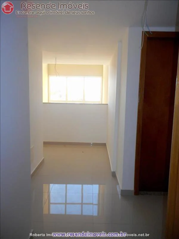 Foto 2 de 10 - Flat para aluguel em Jardim Tropical