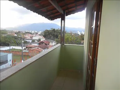Casa para venda e aluguel em Parque Ipiranga