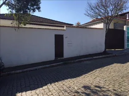 Casa para aluguel em Vila Adelaide