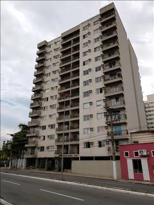 Apartamento para aluguel em Comercial