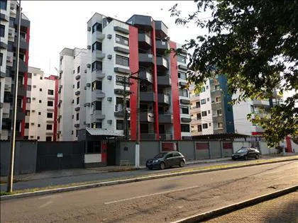 Apartamento para aluguel em Comercial