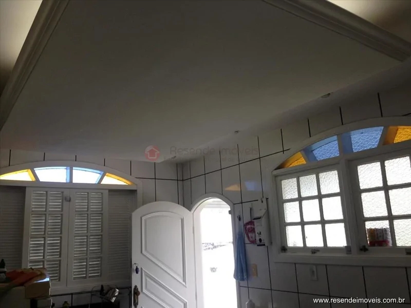 Foto 1 de 15 - Casa para aluguel em Casa da Lua