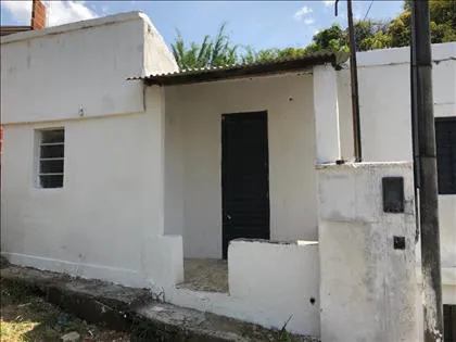 Casa para aluguel em Surubi