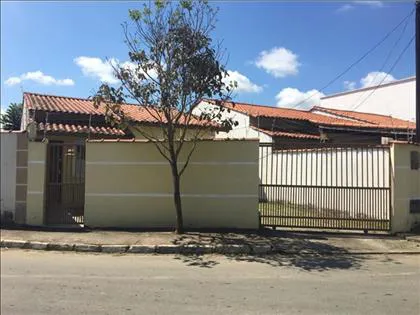 Casa para aluguel em Itapuca